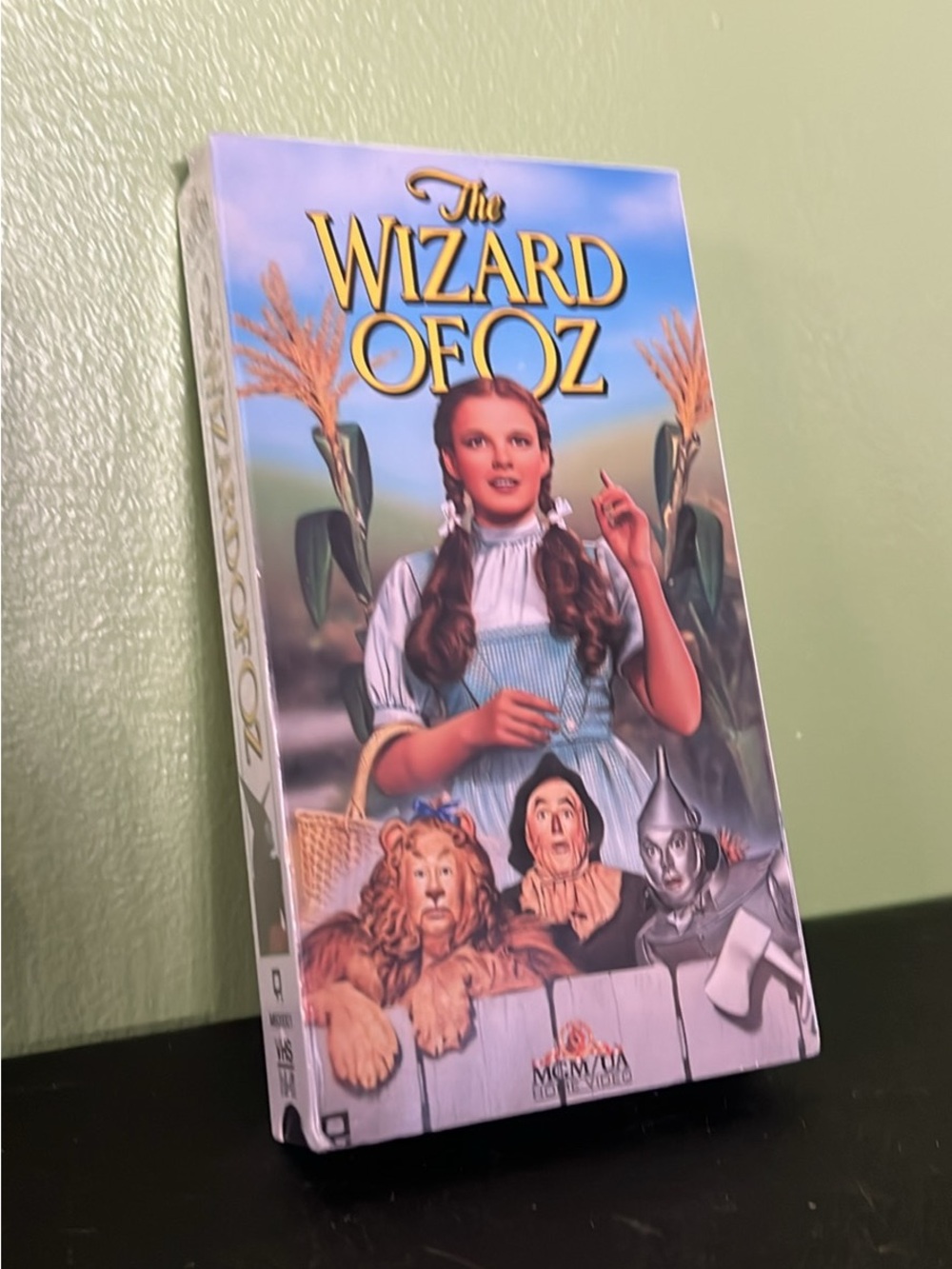 Wizard of Oz Dorothy MOVIE - Blue & White
